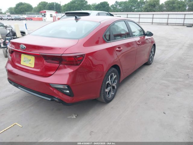 3KPF24AD1ME331681 KIA Forte Lxs