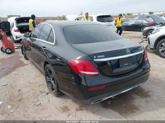 WDDZF4JB9KA547672 Mercedes-Benz E 300