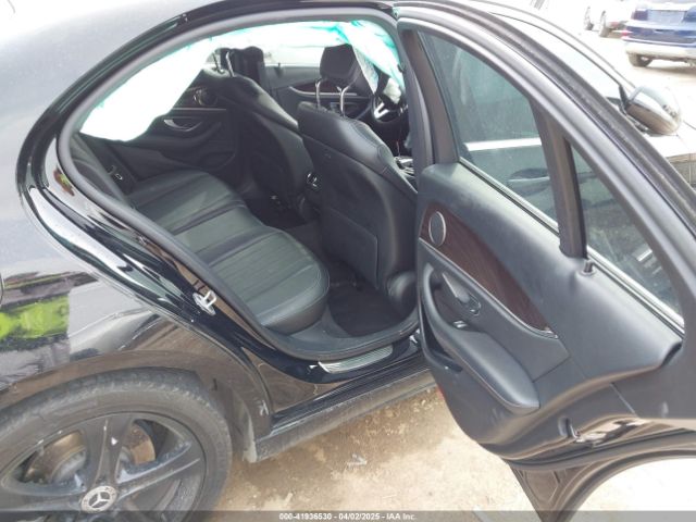 WDDZF4JB9KA547672 Mercedes-Benz E 300