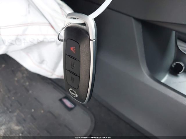 5N1BT3AB6RC722324 Nissan Rogue S Intelligent Awd