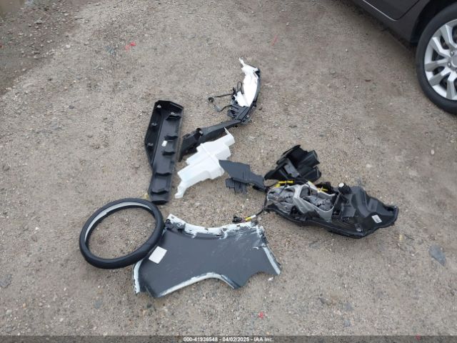 5N1BT3AB6RC722324 Nissan Rogue S Intelligent Awd