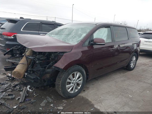 KNDMB5C1XJ6396644 KIA SEDONA LX