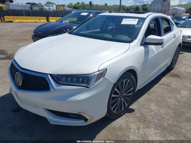 2018 ACURA TLX 19UUB2F7XJA003674 Photo 1