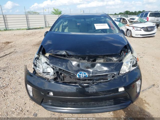 JTDKN3DU7F0457437 Toyota Prius Three