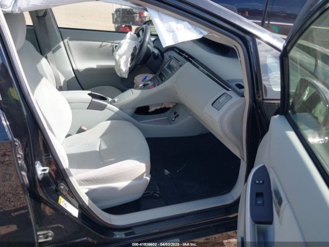 JTDKN3DU7F0457437 Toyota Prius Three