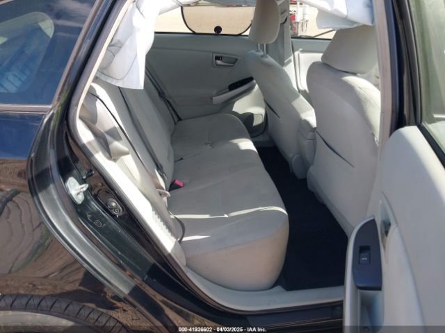 JTDKN3DU7F0457437 Toyota Prius Three