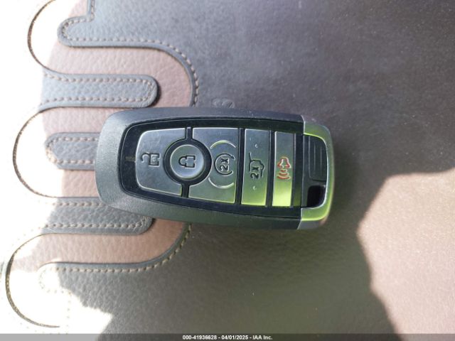 1FM5K8LC0NGB10593 Ford Explorer King Ranch