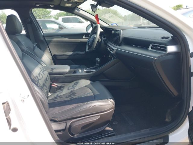 5XXG64J27NG122462 KIA K5 GT LINE
