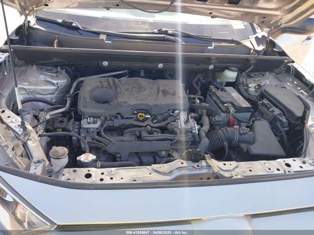 JTMH1RFV3LD060097 Toyota RAV4 LE