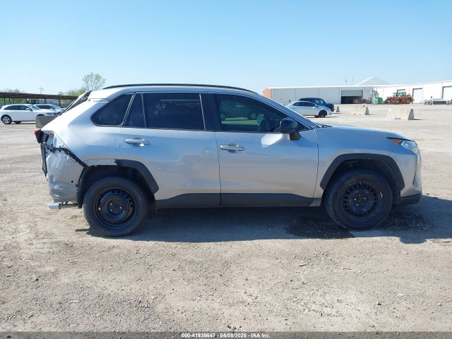 JTMH1RFV3LD060097 Toyota RAV4 LE