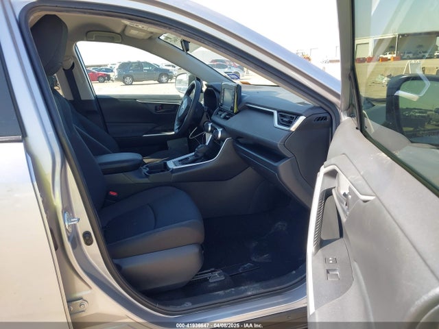 JTMH1RFV3LD060097 Toyota RAV4 LE