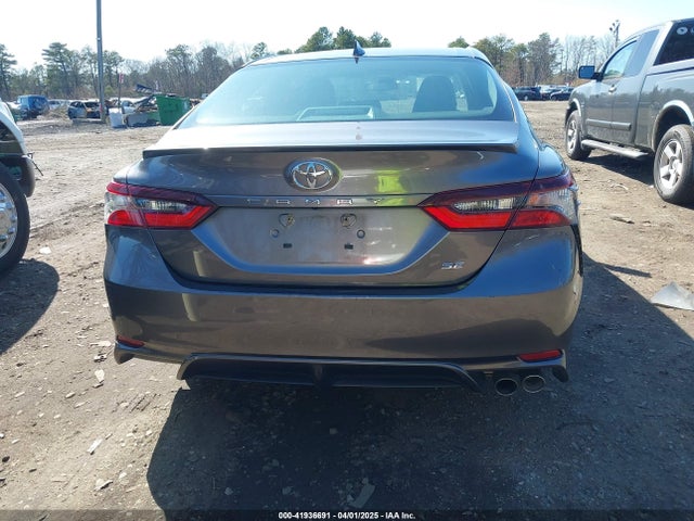 4T1G11AK0NU042777 Toyota CAMRY SE