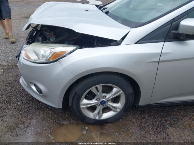 1FADP3F22EL262315 Ford FOCUS SE
