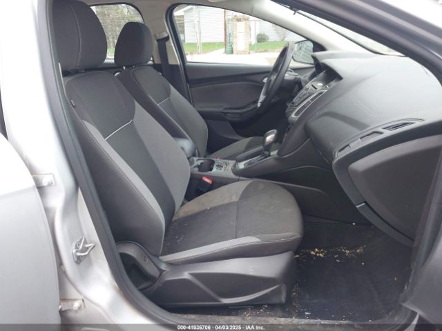 1FADP3F22EL262315 Ford FOCUS SE