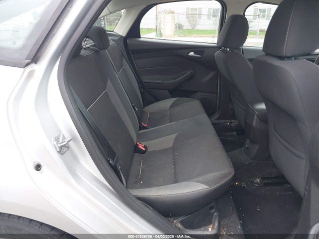 1FADP3F22EL262315 Ford FOCUS SE