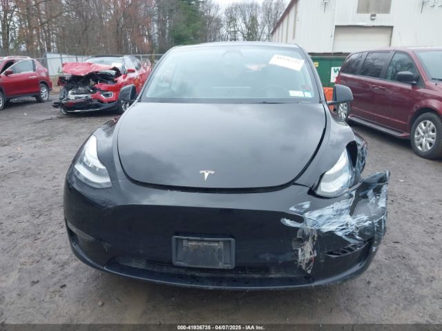 7SAYGDEE5NA016892 Tesla Model Y Long Range Dual Motor All-wheel Drive