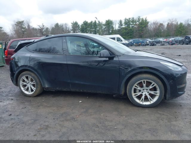 7SAYGDEE5NA016892 Tesla Model Y Long Range Dual Motor All-wheel Drive