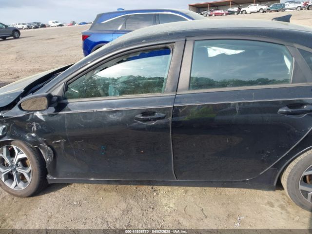 3KPF24AD2KE124486 KIA Forte Lxs