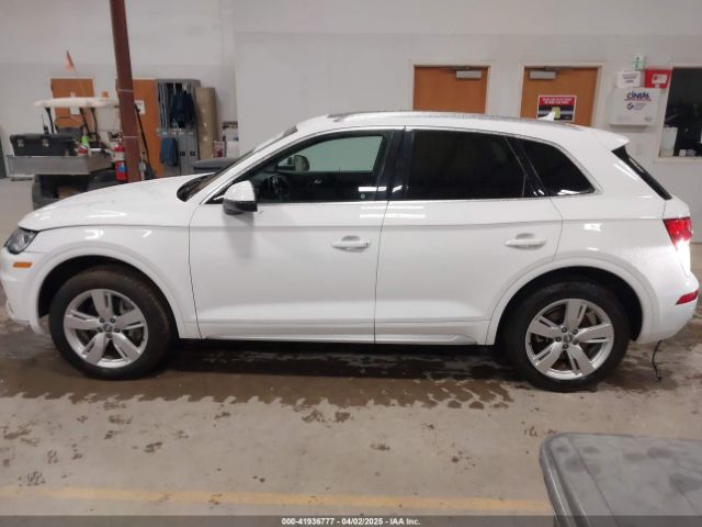 WA1BNAFY3J2236543 Audi Q5 2.0t Premium/2.0t Tech Premium