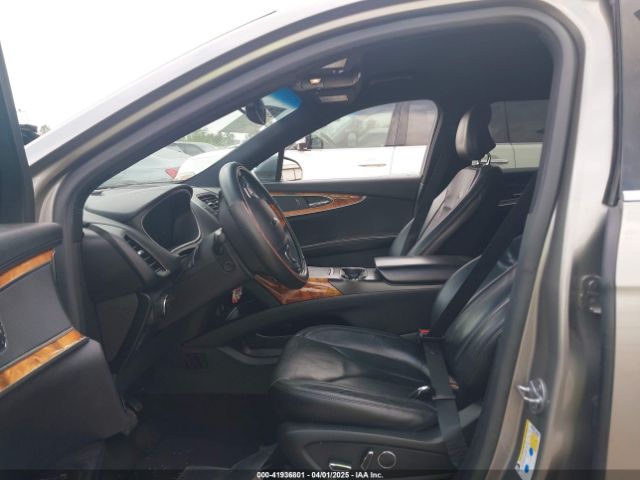 2LMTJ6KR8GBL63843 Lincoln Mkx Select
