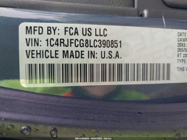 1C4RJFCG8LC390851 Jeep Grand Cherokee Overland 4x4