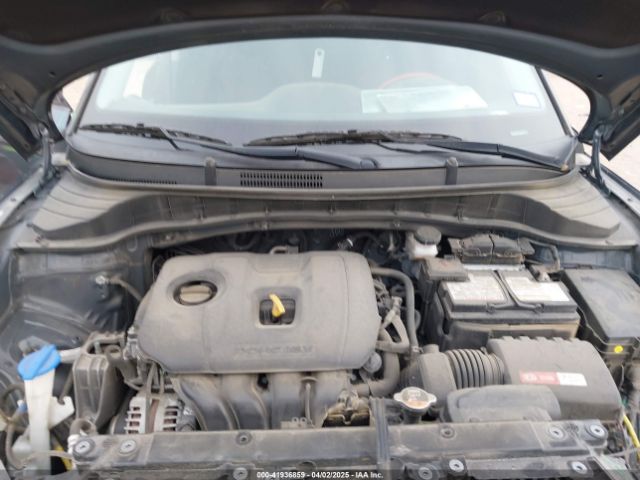 KNDJ23AU1N7810608 KIA SOUL LX