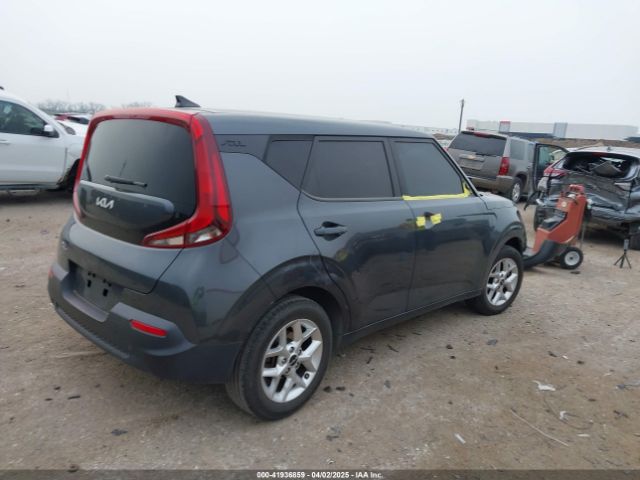 KNDJ23AU1N7810608 KIA SOUL LX