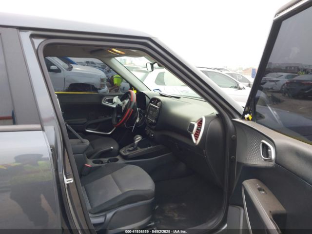 KNDJ23AU1N7810608 KIA SOUL LX
