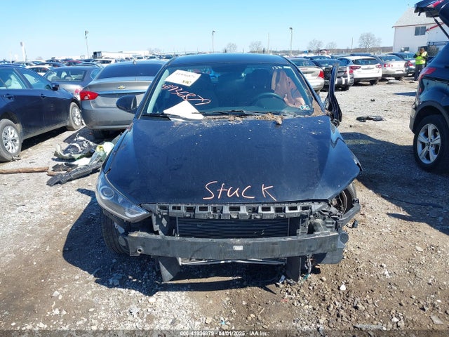KMHD84LF1HU384887 Hyundai ELANTRA SE
