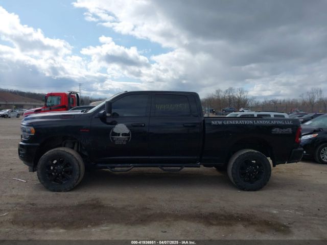 3C6UR5DL1NG166403 RAM 2500 Big Horn  4x4 6'4 Box