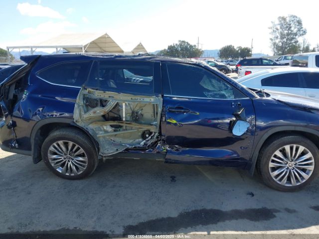 5TDFZRAH6NS126800 Toyota Highlander Platinum