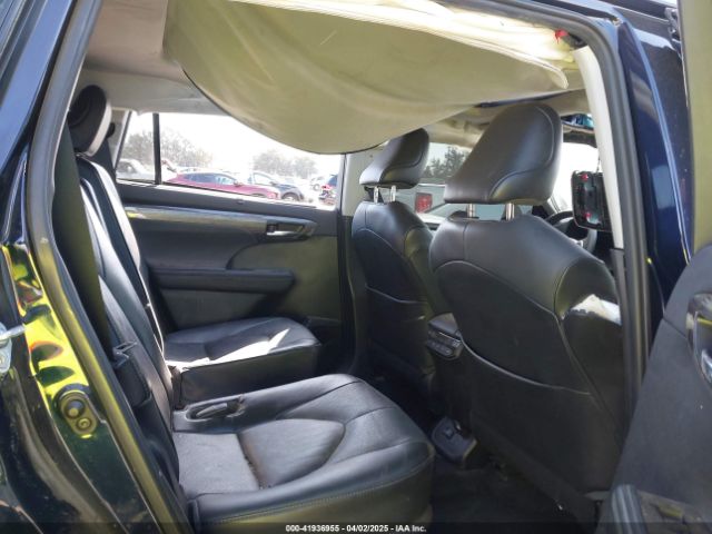 5TDFZRAH6NS126800 Toyota Highlander Platinum