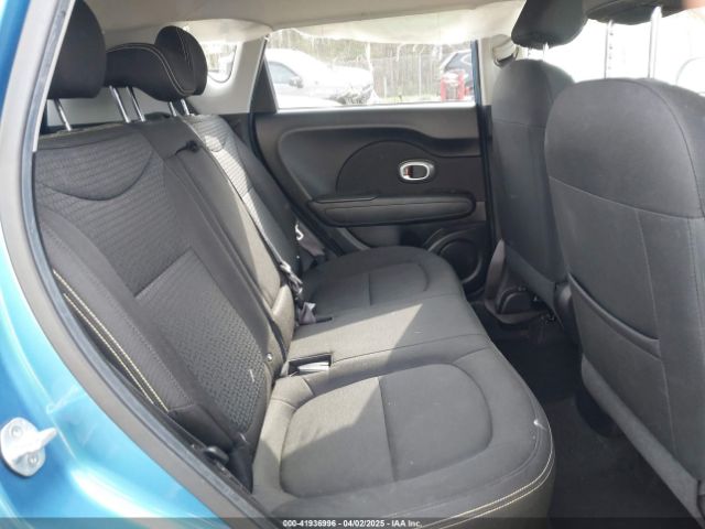 KNDJP3A55G7330696 KIA SOUL +