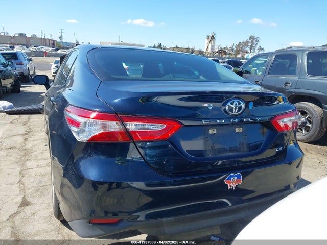 4T1B11HK4JU662283 Toyota CAMRY LE