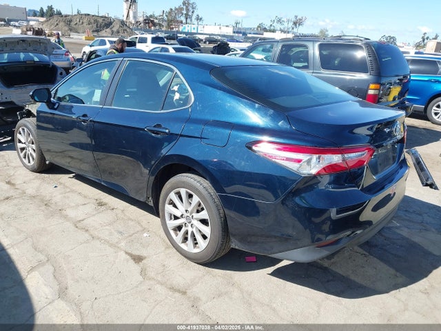 4T1B11HK4JU662283 Toyota CAMRY LE