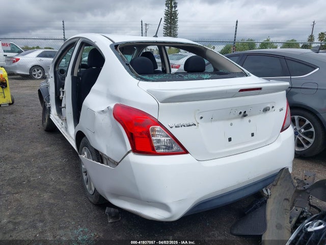 3N1CN7AP7JL875232 Nissan Versa 1.6 Sv