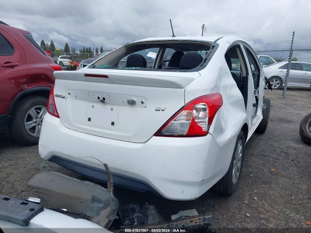 3N1CN7AP7JL875232 Nissan Versa 1.6 Sv