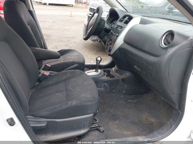 3N1CN7AP7JL875232 Nissan Versa 1.6 Sv