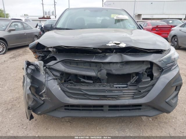4S3BWAC68P3005257 Subaru Legacy Premium