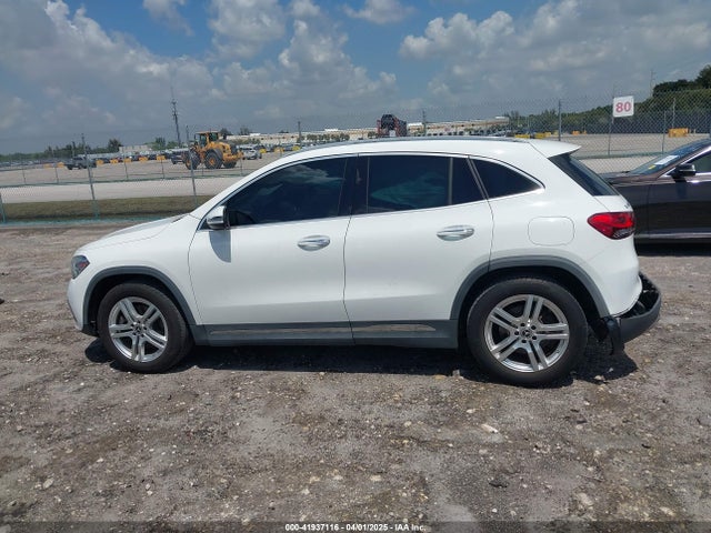 W1N4N4GB8MJ159326 Mercedes-Benz GLA 250