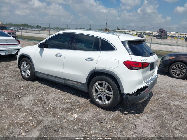 W1N4N4GB8MJ159326 Mercedes-Benz GLA 250