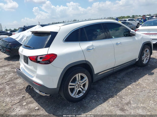 W1N4N4GB8MJ159326 Mercedes-Benz GLA 250