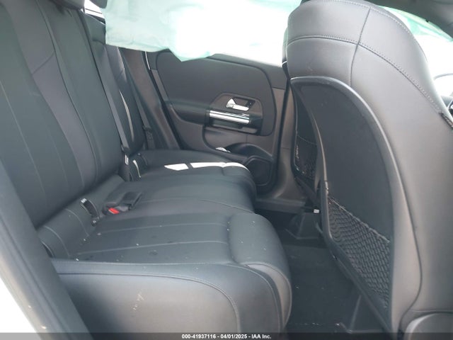 W1N4N4GB8MJ159326 Mercedes-Benz GLA 250