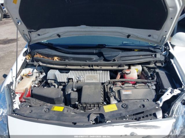 JTDKN3DU9F1875847 Toyota Prius Four