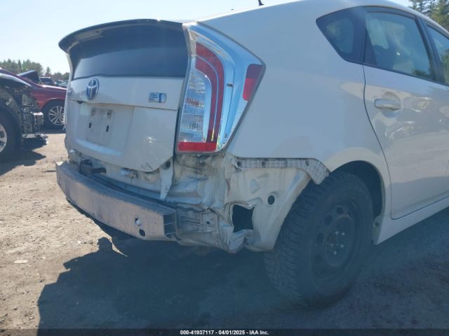 JTDKN3DU9F1875847 Toyota Prius Four