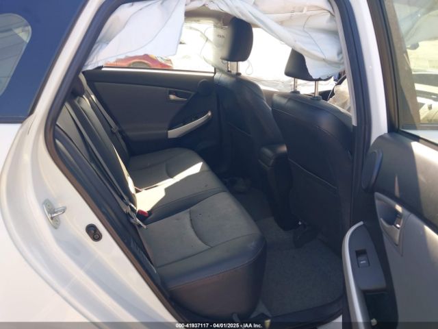 JTDKN3DU9F1875847 Toyota Prius Four