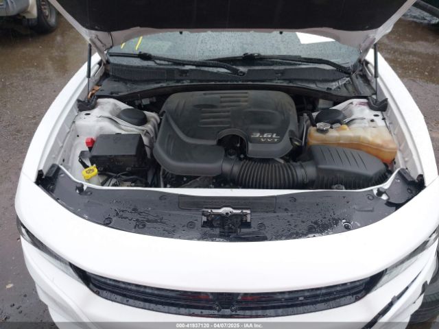 2C3CDXBG2LH227974 Dodge Charger Sxt Rwd