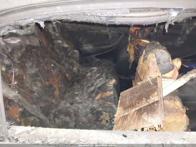 1FAHP2E81EG136022 Ford TAURUS SEL