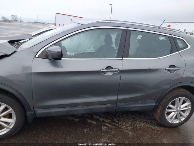 JN1BJ1CP6HW029969 Nissan Rogue Sport Sv