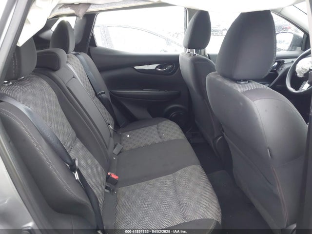 JN1BJ1CP6HW029969 Nissan Rogue Sport Sv